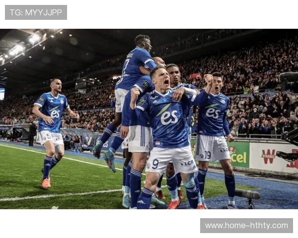 斯特拉斯堡2-2逼平马赛，后者错失追平里昂良机